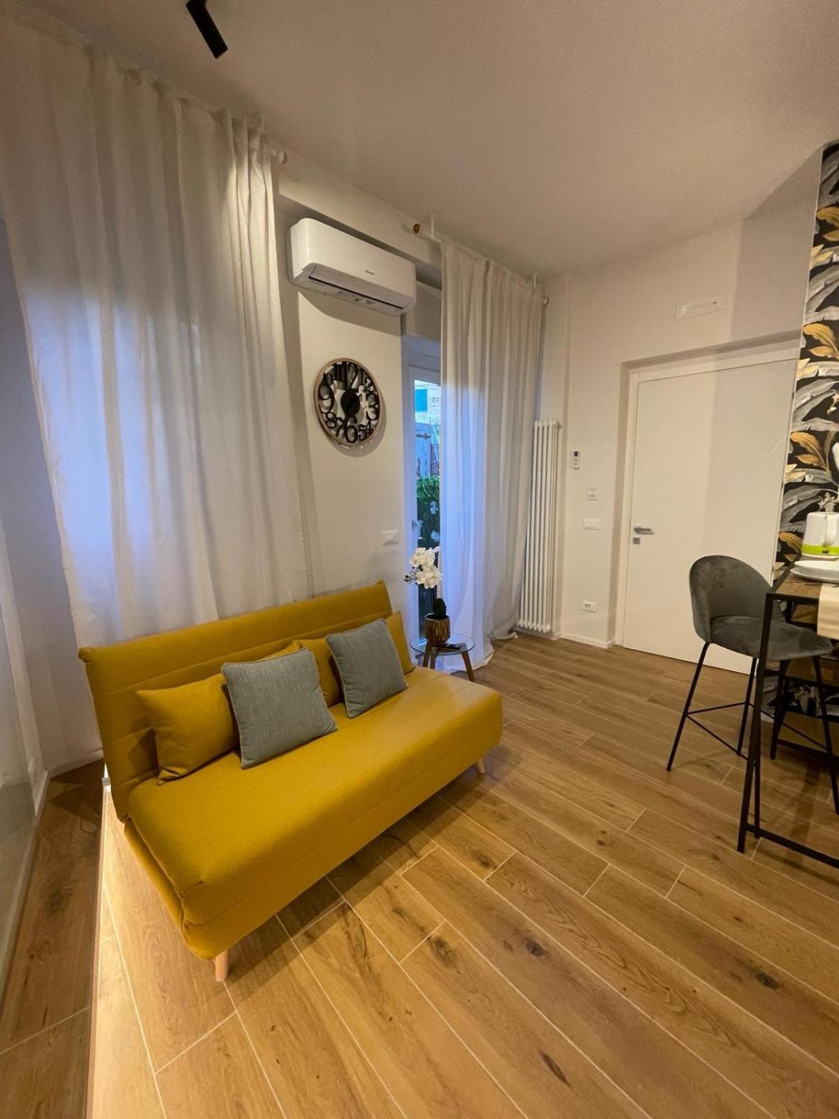 Central Suite Cinque Terre - Riomaggiore E Manarola La Spezia Bagian luar foto