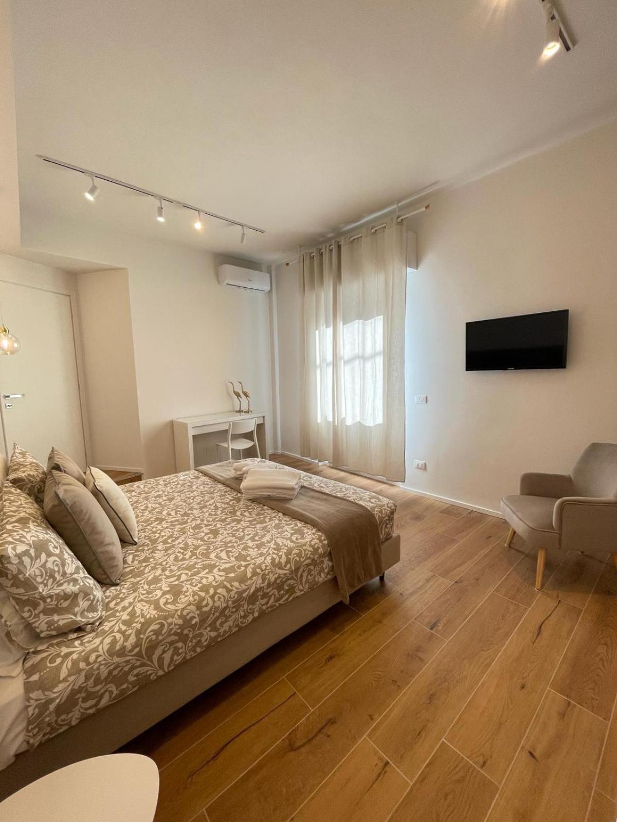 Central Suite Cinque Terre - Riomaggiore E Manarola La Spezia Bagian luar foto