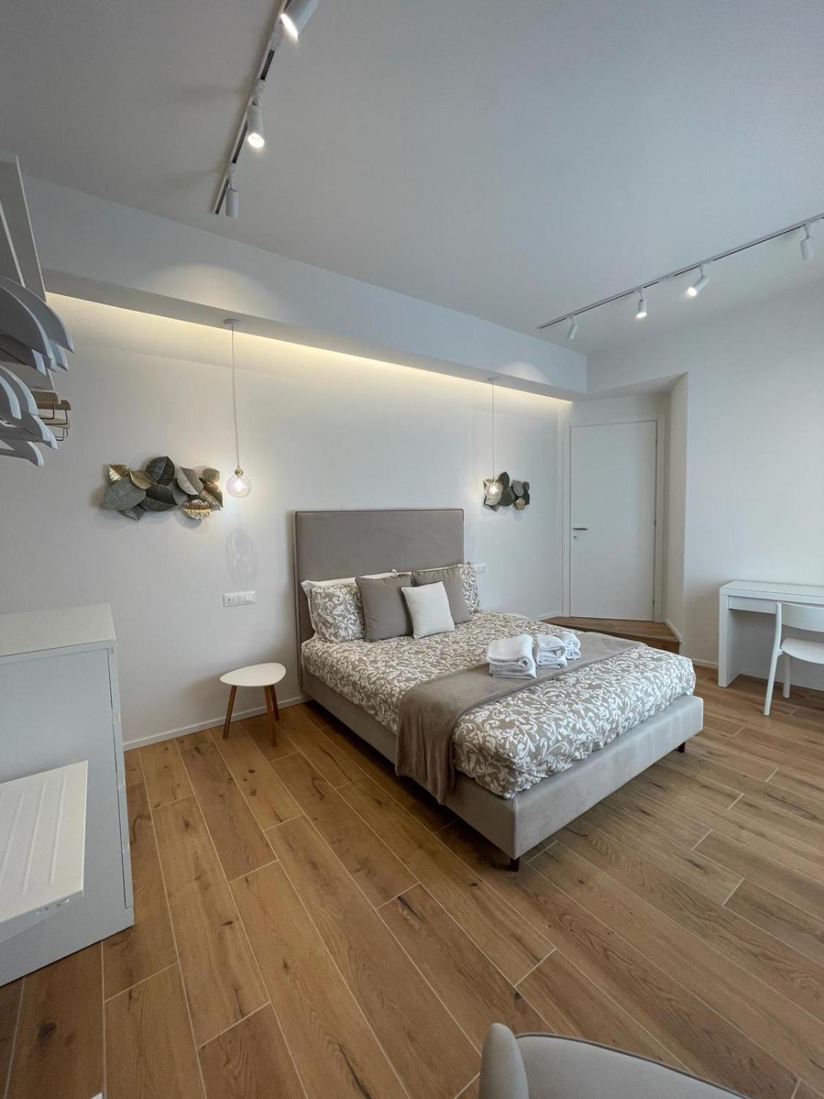 Central Suite Cinque Terre - Riomaggiore E Manarola La Spezia Bagian luar foto